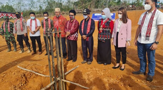 Resmikan Groundbreaking Pembangunan PLT Hybrid  di Desa Upit, Panji Ucapkan Terima Kasih Kepada Perusahaan dan Masyarakat