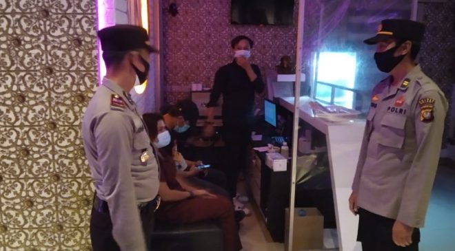 Satgas Yustisi dan Aman Nusa II Polres Melawi Imbau Prokes di Tempat Hiburan Malam