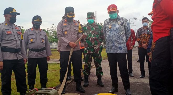 Wakapolres Melawi : Apel Kesiapsiagaan Ini Merupakan Langkah Awal, Selanjutnya Sosialisasi dan Pembentukan Kelompok Masyarakat Peduli Api