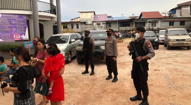 Pasca Ledakan Bom Bunuh Diri di Gereja Katedral Makasar,Polres Melawi Tingkatkan Pengamanan Gereja
