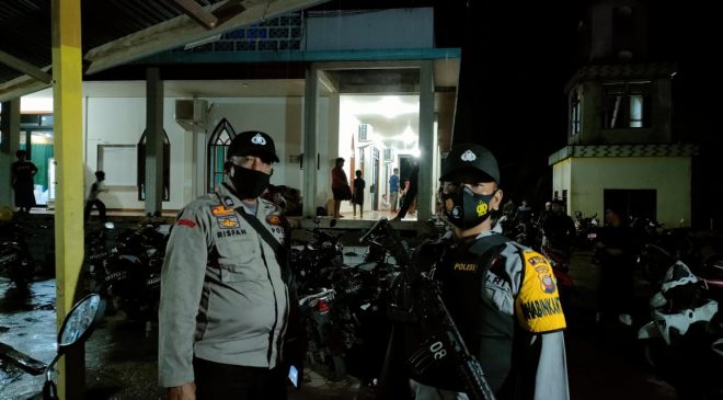 Cegah Curanmor Polres Melawi Lakukan Pengamanan Sholat Tarawih