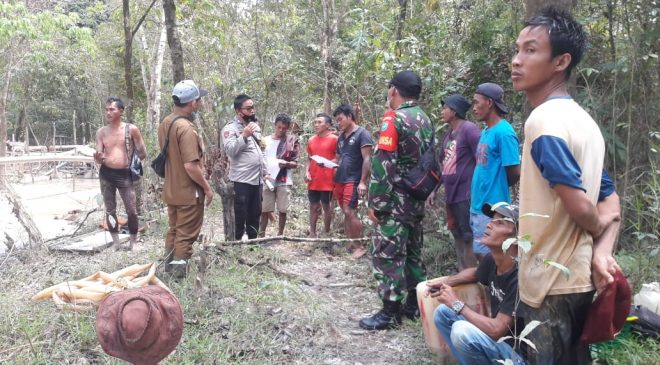Utamakan Upaya Persuasif, Polsek Nanga Pinoh Polres Melawi Himbau Pekerja PETI Hentikan Aktivitasnya