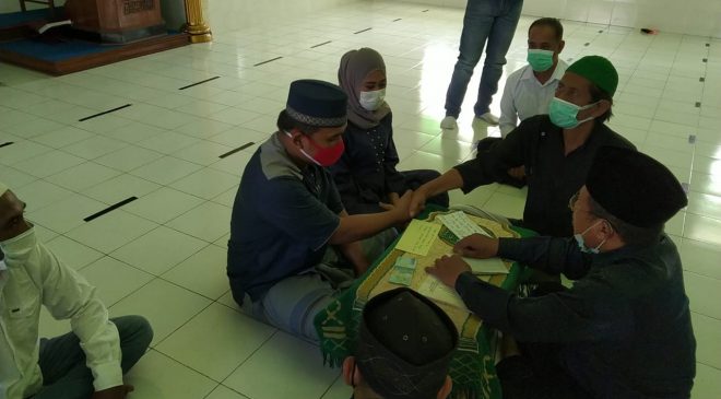 Tahanan Kasus Narkoba Langsungkan Pernikahan di Mapolres Melawi