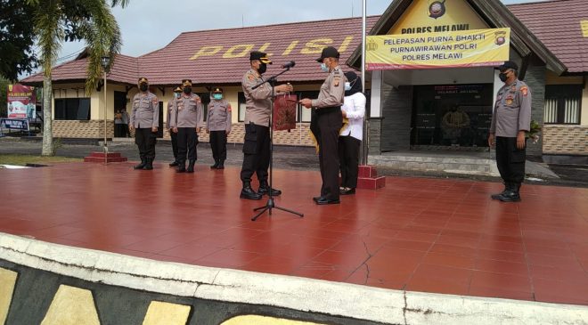 Polres Melawi Gelar Pelepasan Purna Bhakti Personilnya
