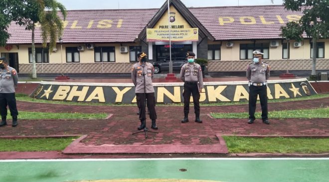 AKBP Sigit Eliyanto Nurharjanto : Personil Polres Melawi Wajib Pasang Bendera Merah Putih dikediaman Masing-Masing Bulan Agustus Ini