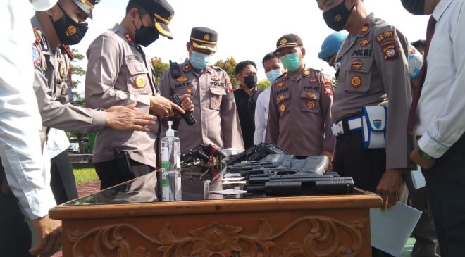 Kapolres Melawi Pimpin Pemeriksaan Sarpras Personil