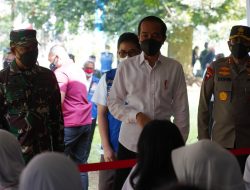 Presiden RI, Joko Widodo  Tinjau Vaksinasi Pelajar Kota Bogor