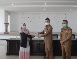 Sekda Melawi Serahkan Kembali 21 Mahasiswa PKL Fakultas Ekonomi Dan Bisnis Islam Pontianak