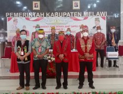 Resmi Dikukuhkan Sebagai Ketua DAD Kabupaten Melawi, Drs. Kluisen Ajak Masyarakat Bergandengan Tangan Membangun Melawi
