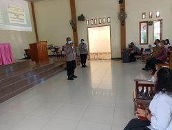 Satbinmas Polres Melawi Gelar Tapka dan Penyuluhan Bermedia Sosial Yang Baik dan Bijak di Sekolah