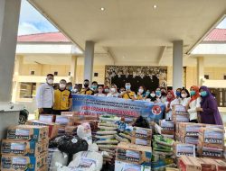 Permabudhi dan GPP Kalbar Serahkan Bantuan Korban Banjir Ke TP PKK Kabupaten Melawi