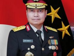 Mutasi Polri, Irjen Pol Suryanbodo Asmoro Gantikan Irjen Pol Remigius Sigit Tri Hardjanto Sebagai Kapolda Kalbar