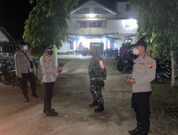Polsek Sungai Tebelian Lakukan Pengamanan Misa Natal Tahun 2021