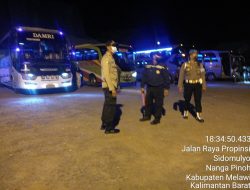 Personil Ops Lilin Kapuas 2021 Polres Melawi Monitoring Mobilitas Masyarakat Diterminal AKDP Sidomulyo