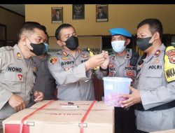 Cabut  Undi 2 Pemenang Doorprizes Gerai Vaksin PRESISI Polres Melawi, AKBP Sigit: Hadiahnya Masih Banyak Hingga Akhir Tahun