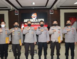 AKBP Sigit Berikan Reward Kepada 3 Polsek Jajaran Polres Melawi Dengan Capaian Vaksinasi Covid-19 Tertinggi