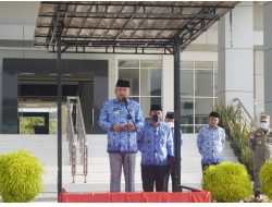 Pimpin Upacara Peringatan Hari Kesadaran Nasional, Ini Pesan H.Dadi Untuk ASN Pemkab Melawi…
