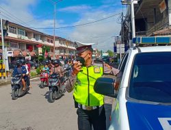 Berikan Kenyamanan Berkendara Para Pengguna Jalan, Satlantas Polres Melawi Lakukan Giat Rutin