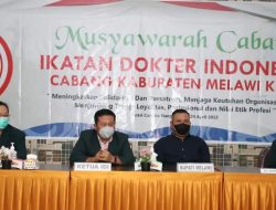 Bupati Melawi Hadiri Muscab IDI