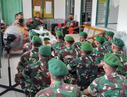Ajak Anggota Kipan A 642/KPS Lakukan Kegiatan Positif Bagi Masyarakat, Danrem 121/ABW Berikan Pengarahan dan Pembinaan Mental