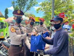 Gandeng Taruna Akpol Angkatan 56, Ditlantas Polda Kalsel Gelar Baksos