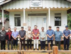 Bupati Melawi Tancap Tiang Pertama Pembangunan GKII Desa Balai Agas