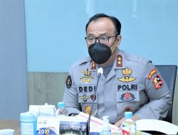 Esok Lintas Elemen Gelar Kirab Merah Putih Menjunjung Persatuan