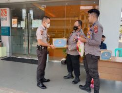 Jelang HUT Satpam Ke-42, Satbinmas Polres Melawi dan Satpam Berikan Tali Asih ke Pensiunan Satpam serta Masyarakat