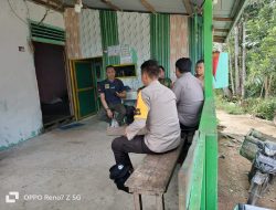 Personel Polsek Menukung Sampaikan Imbauan Kamtibmas dan Karhutla