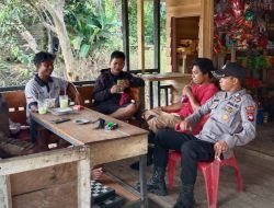 Pemuda Desa Karang Purun Sampaikan Keluhan Kamtibmas di Jumat Curhat ke Polsek Sayan