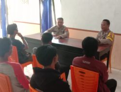 Kapolsek Ella Hilir Tampung Informasi Kamtibmas Dari Warga di Jumat Curhat
