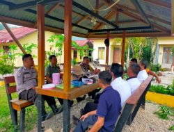 Polsek Sokan Gelar Jumat Curhat Bersama Sekcam