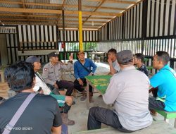 Gelar Jumat Curhat, Polsek Sayan Ajak Warga Desa Siling Permai Jaga Kamtibmas