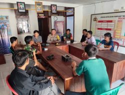 Kapolsek Sokan Gelar Jumat Curhat Bersama Tokoh Pemuda dan Warga Desa Sepakat