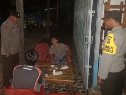 Pastikan Kamtibmas Aman dan Kondusif di Malam Hari, Polsek Sokan Gelar Patroli