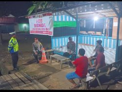 Patroli Rutin Skala Besar Polres Melawi Sambangi Dua Pos Ronda Desa