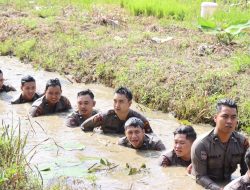 Kapolres AKBP Harris Batara Pimpin Bintradisi Personel Polres Melawi